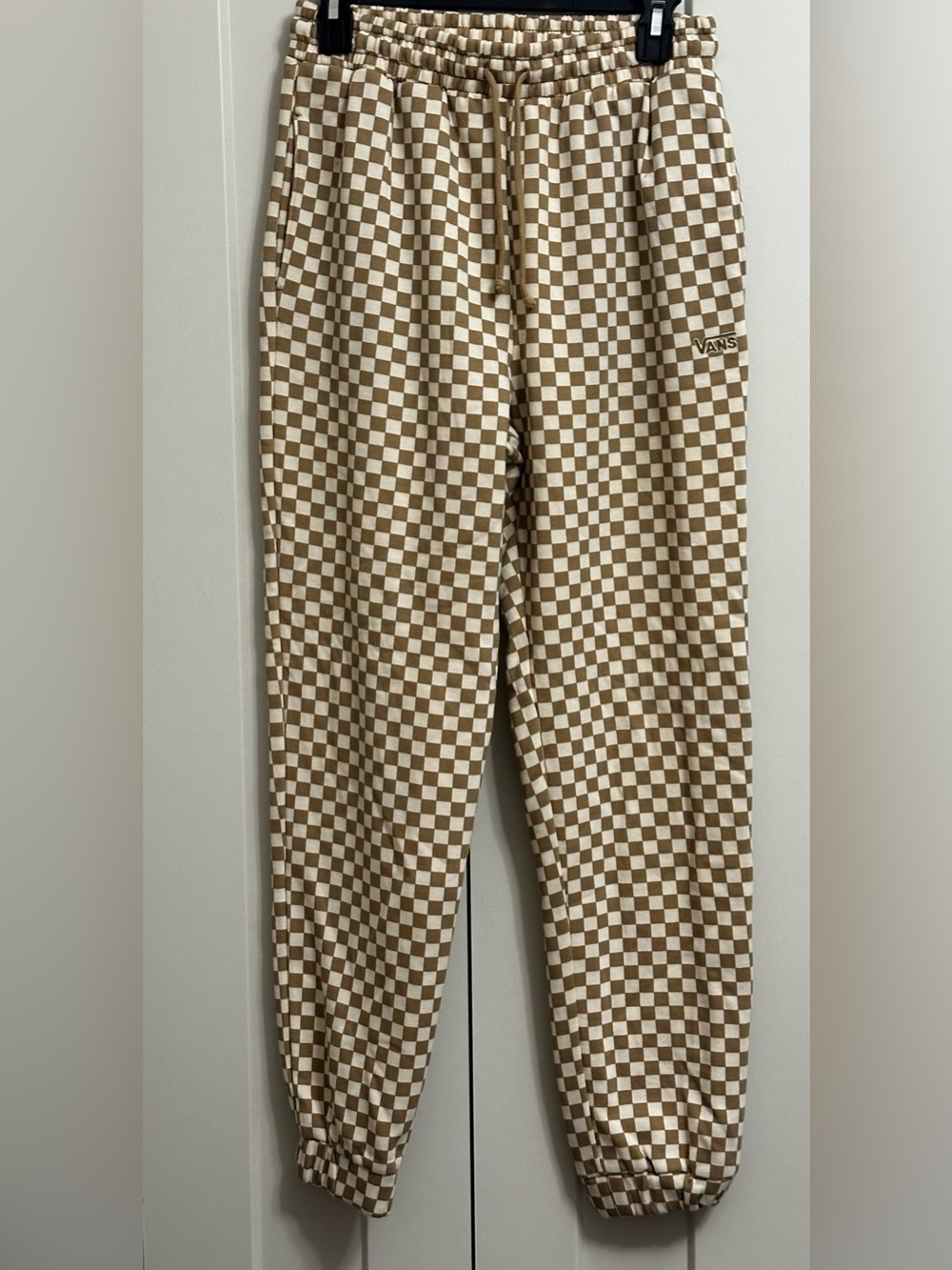 Vans Checkerboard Fleece Joggers Khaki Tan
Off-White Sweatpants  Unisex Size M